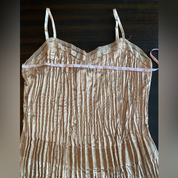 Silky Tank Cami Vintage size Large Tan Crinkled material NWT Adjustable Straps - Picture 7 of 10